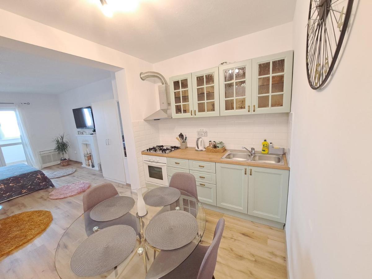 Apartman Karmen 沃迪切 外观 照片