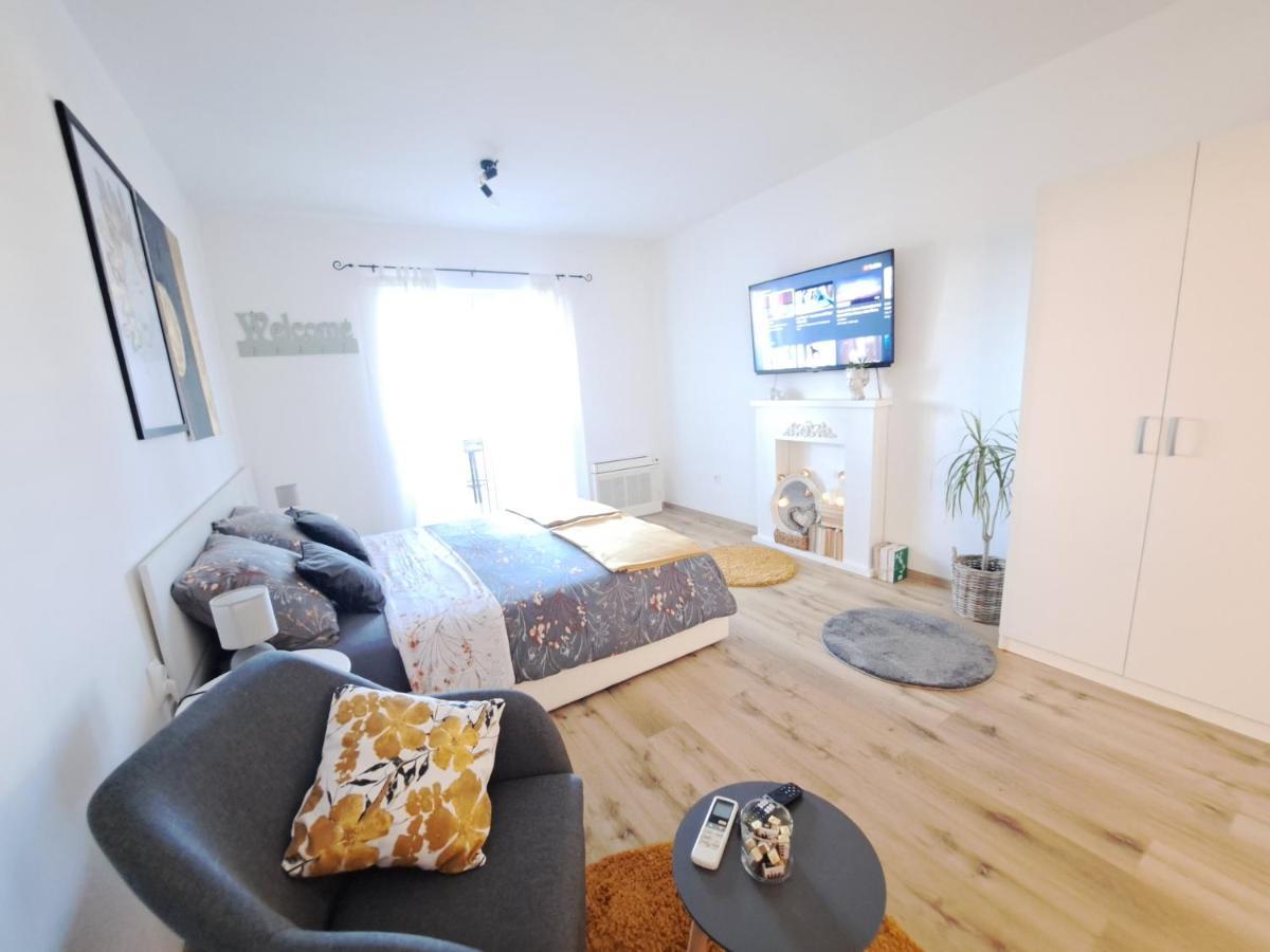 Apartman Karmen 沃迪切 外观 照片